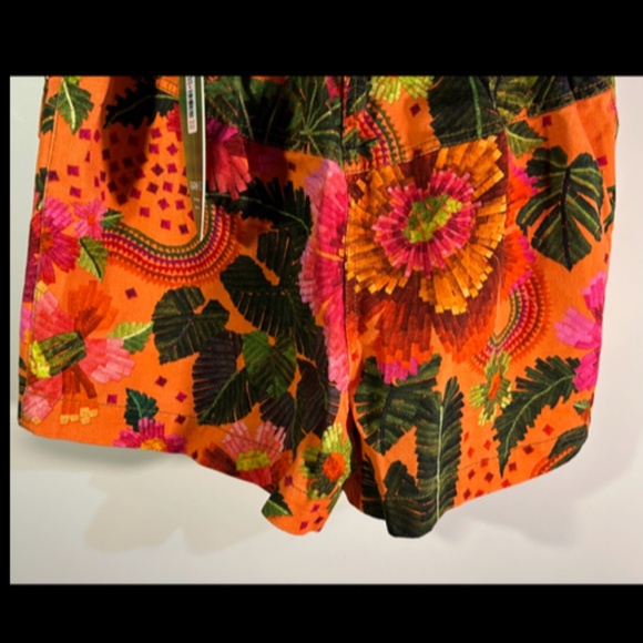 Farm Rio Blooming Garden Orange Shorts Size S - NWT - Picture 9 of 16